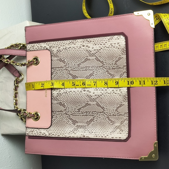 BCBGENERATION Morgan Tote Handbag Flat Snake Casual - Picture 14 of 16